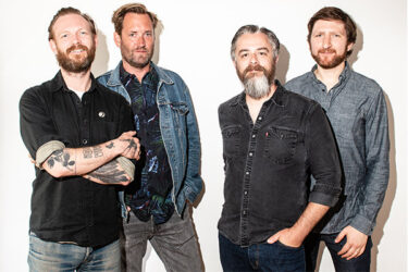 [Music Video] Minus the Bear “Drilling”