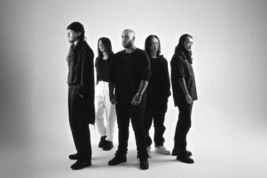 CRYSTAL LAKE release new song; “Neversleep”