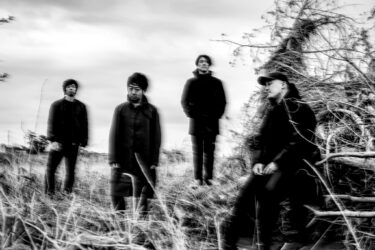 heaven in her arms release new song; “ここだけに堕ちる月”
